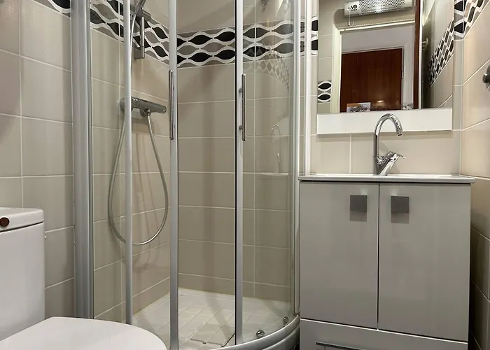 Au Lavandou, Climatise, Avec Terrasse Vue Et Wi-fi - Fr-1-251-879 *